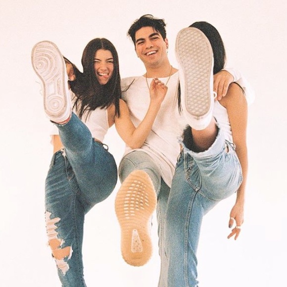 Meet your Posher, Charli - Picture 3 of 3